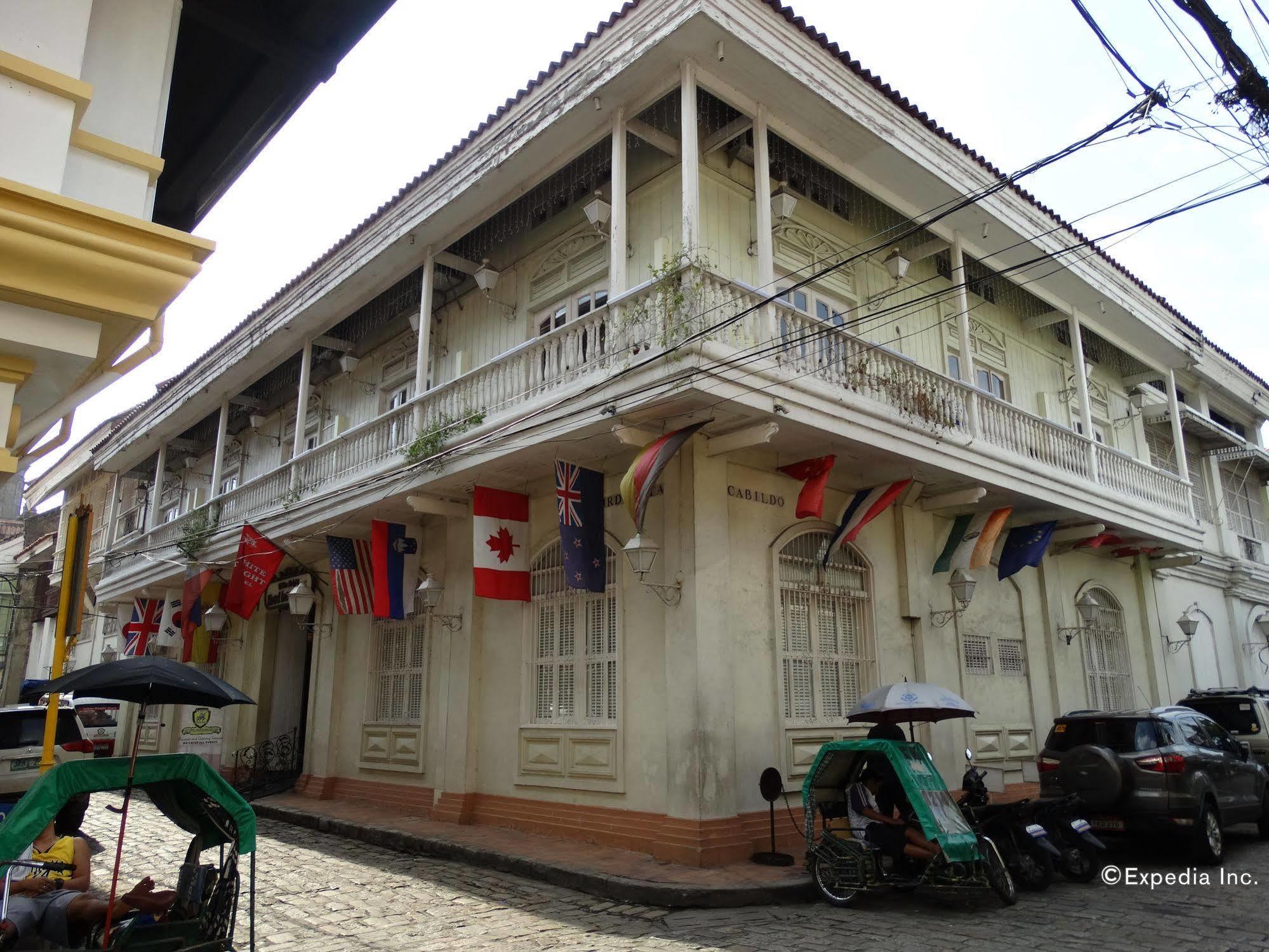 White Knight Hotel Intramuros Manila Kültér fotó